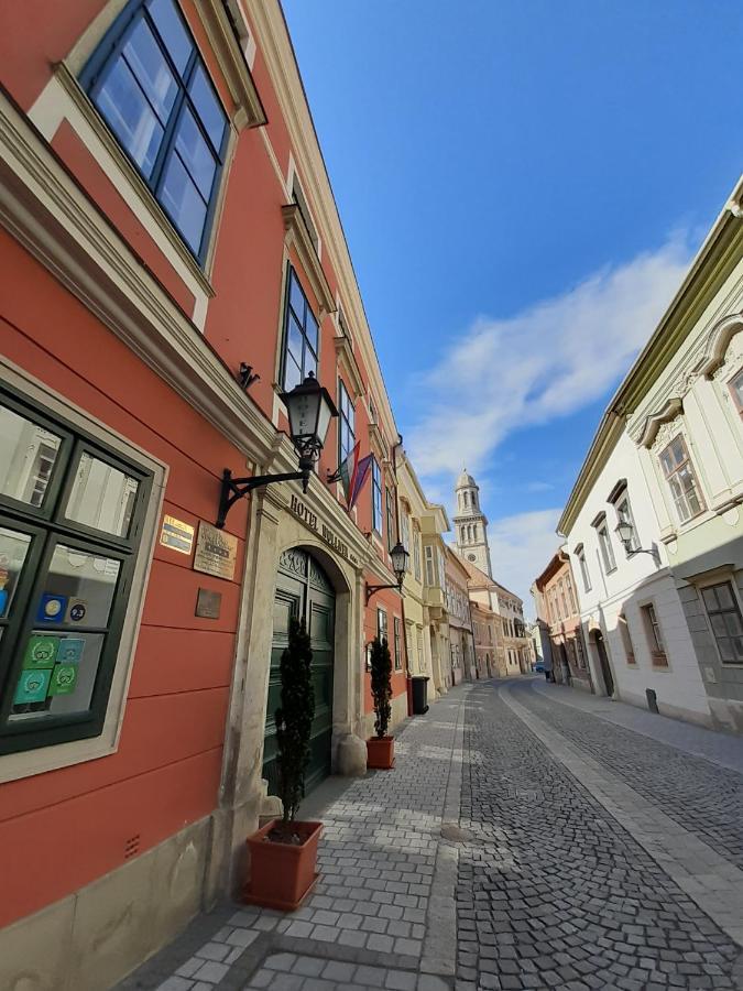 Hotel Wollner Sopron Exterior photo